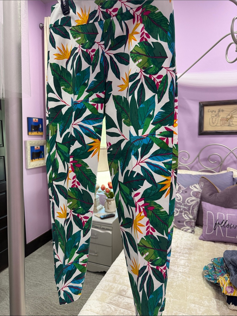 NWOT Tropical Leaf Print Women's Pants - White/Green